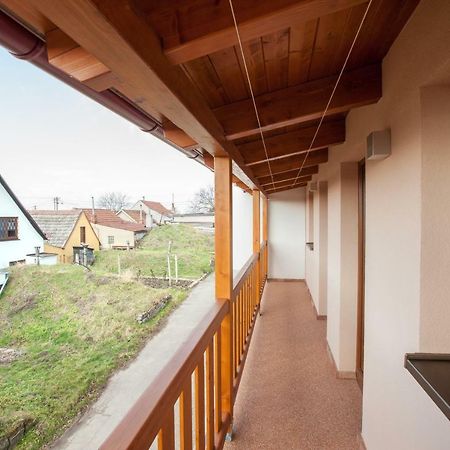 Sklipek Vinarstvi Paul Hotel Velké Bílovice Exterior foto