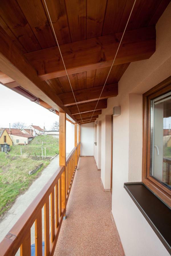 Sklipek Vinarstvi Paul Hotel Velké Bílovice Exterior foto